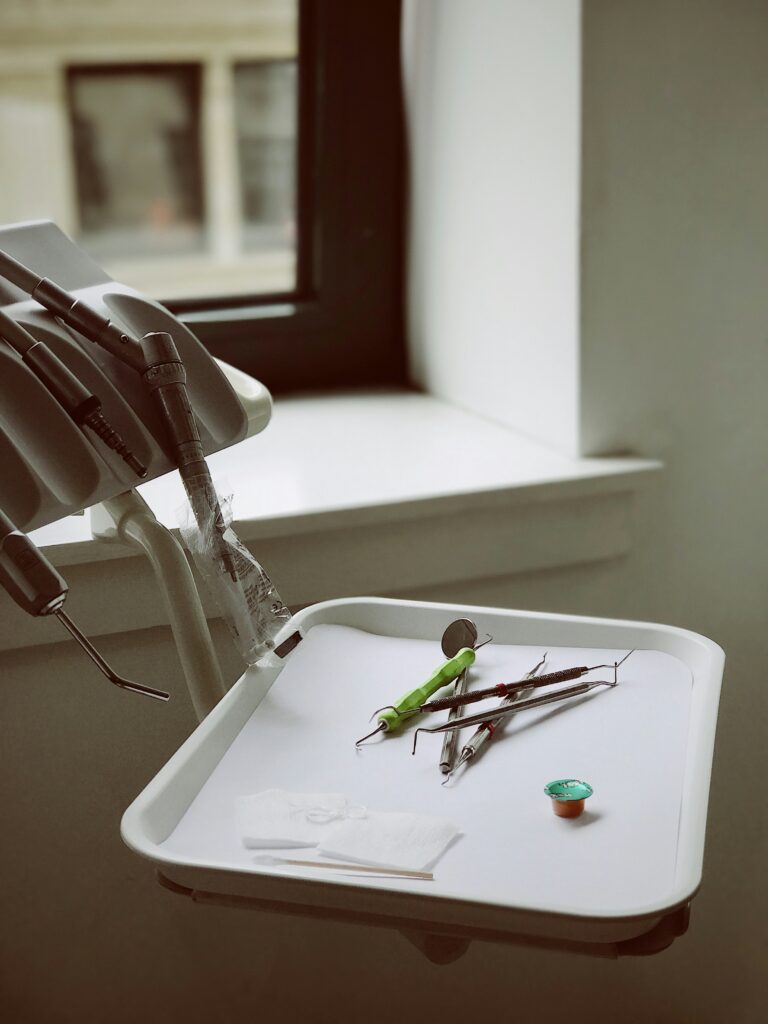 Dentist's utensils on a try